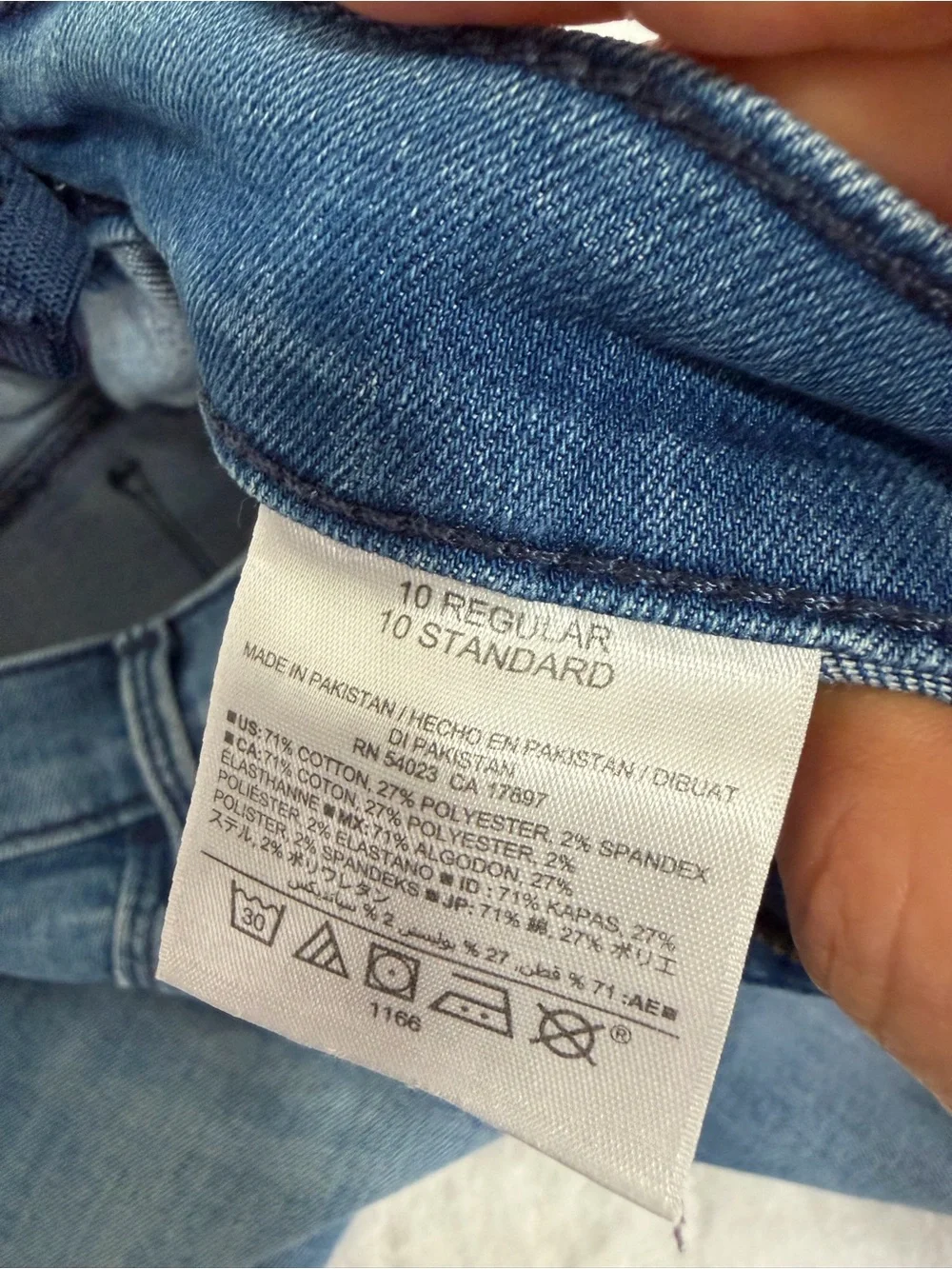 Old Navy Girl’s Blue Patch Slim Jeans Size 10 Regular